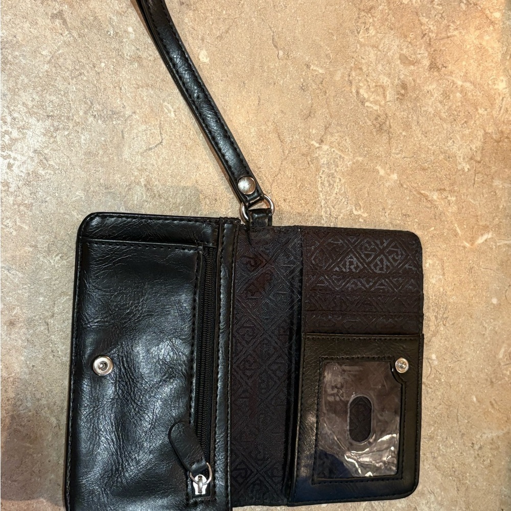 Relic Black Wristlet Wallet - Picture 5 of 10